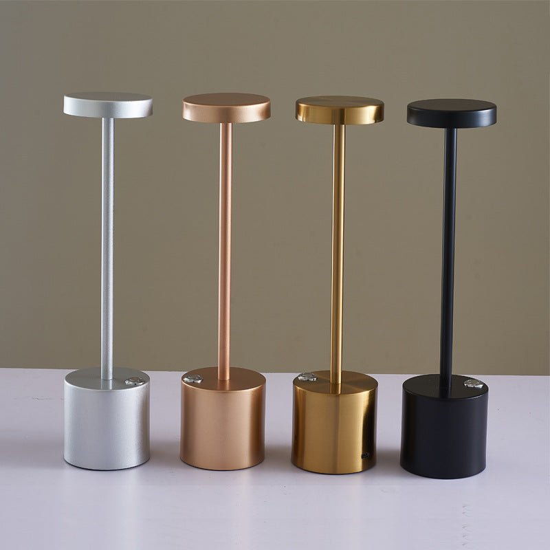 LUNY - LED Tischlampe Metallic - LUNY